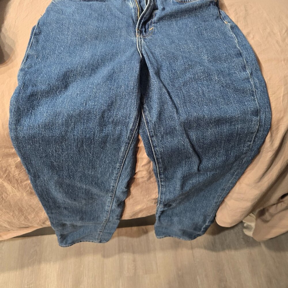 H&M mom jeans